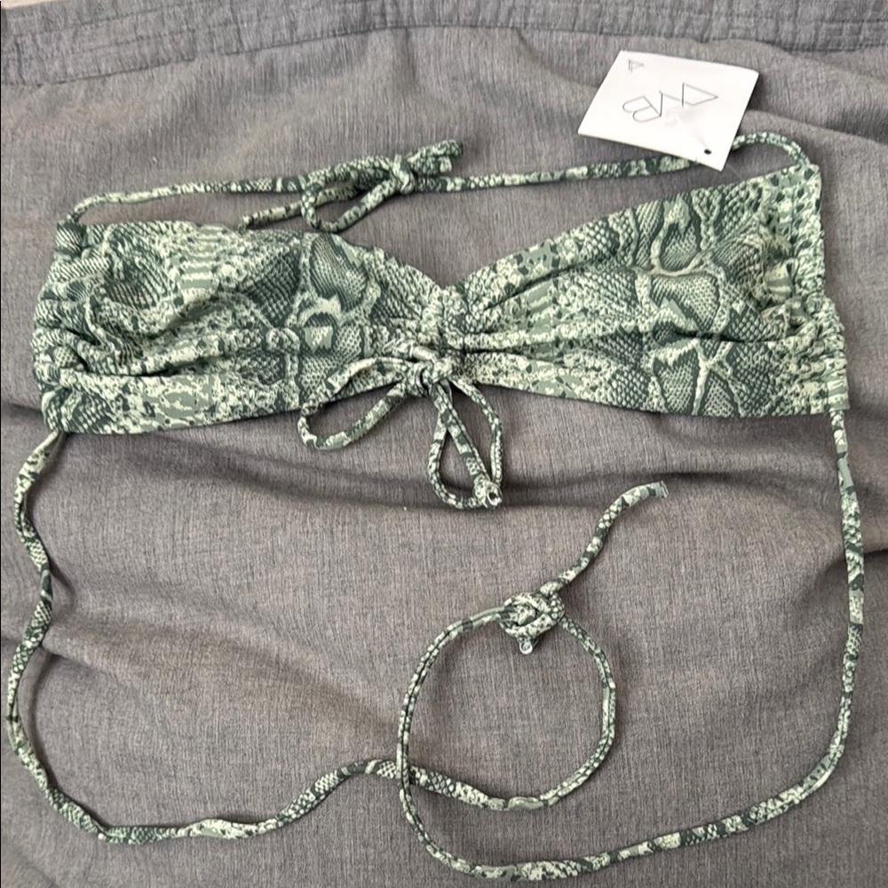 VYB Green Snake Print Reptile Halter bikini sz Medium NWT